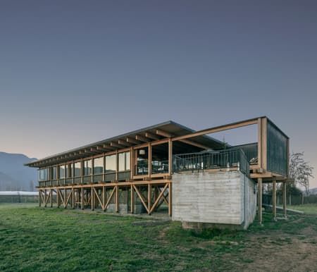 Casa Los Lirios